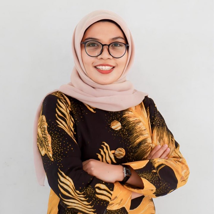 Riska Luneto, S.IP., M.A.