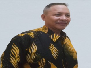 Dr. Santri sahar., M.Si. NIDN: 2019057002